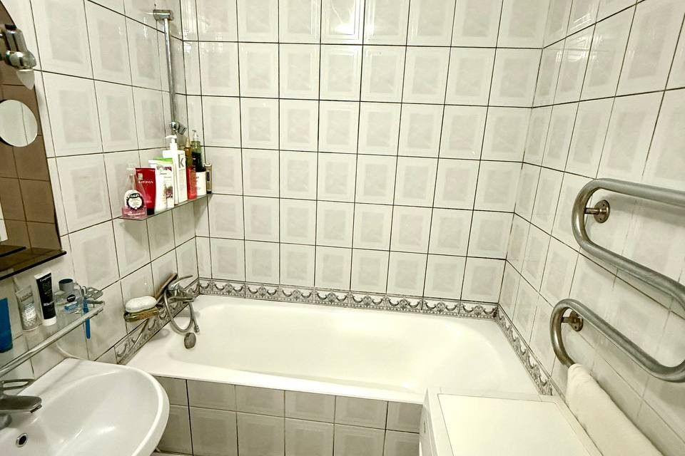 Продаётся 3-комнатная квартира, 61.5 м²