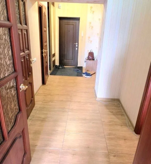 Сдаётся 2-комнатная квартира, 56 м²