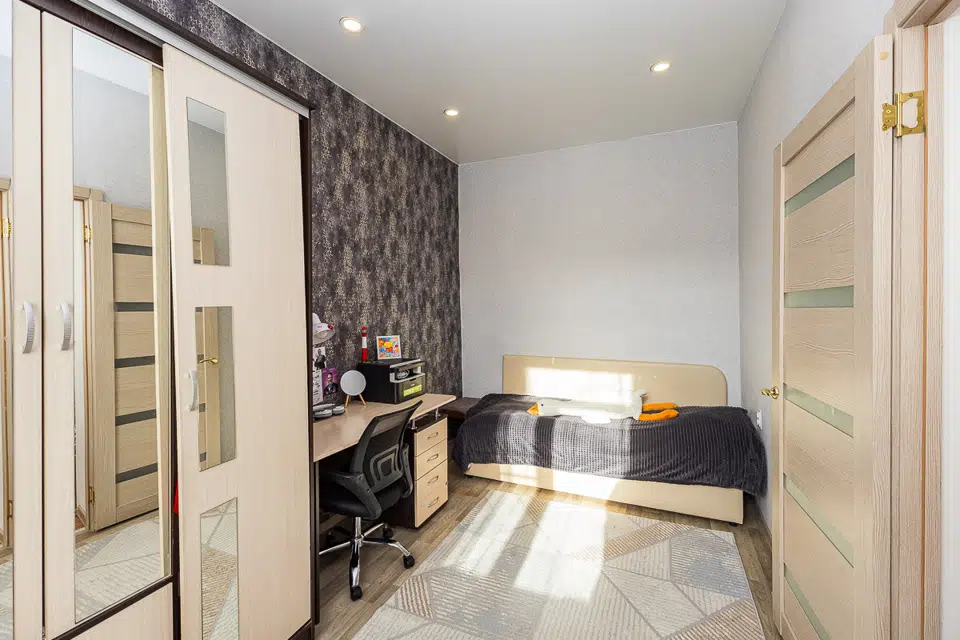 Продаётся 3-комнатная квартира, 77.3 м²