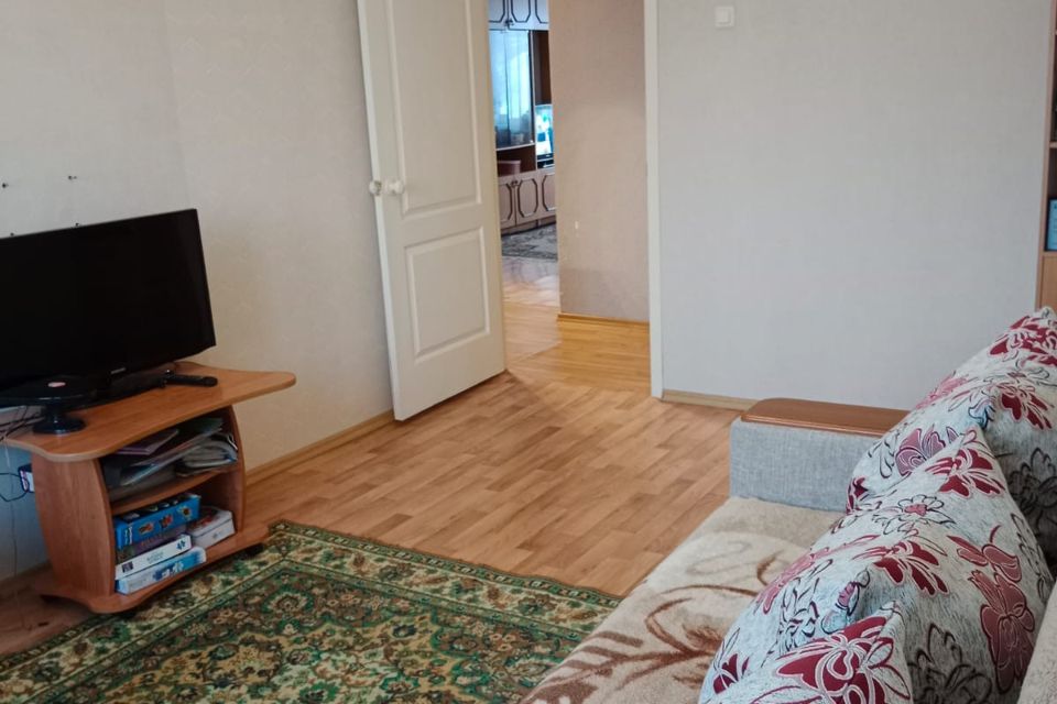 Продаётся 3-комнатная квартира, 61.6 м²