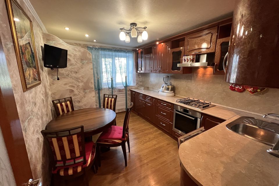 Продаётся 3-комнатная квартира, 68 м²