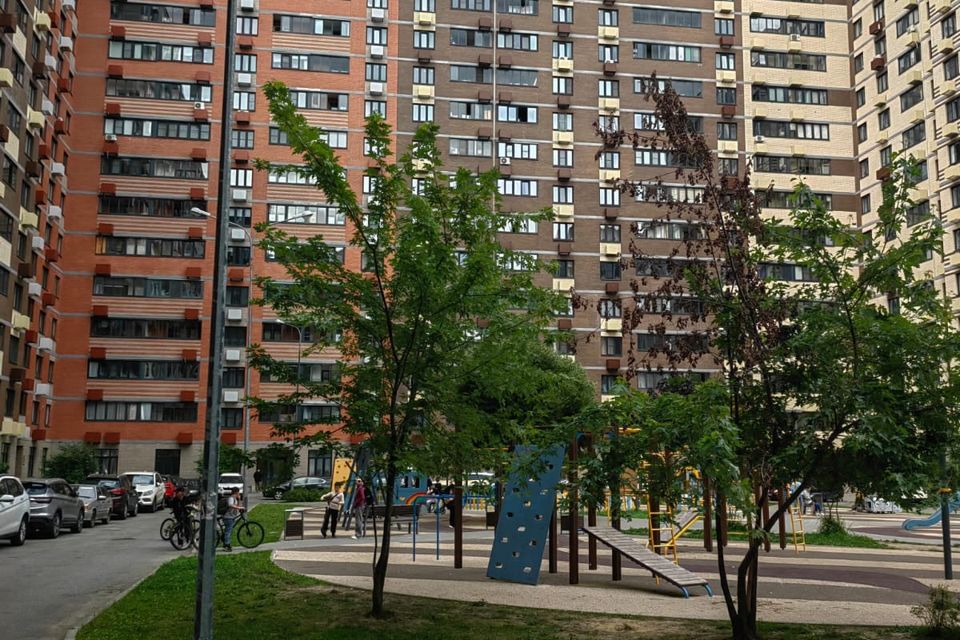 Продаётся 2-комнатная квартира, 50.2 м²