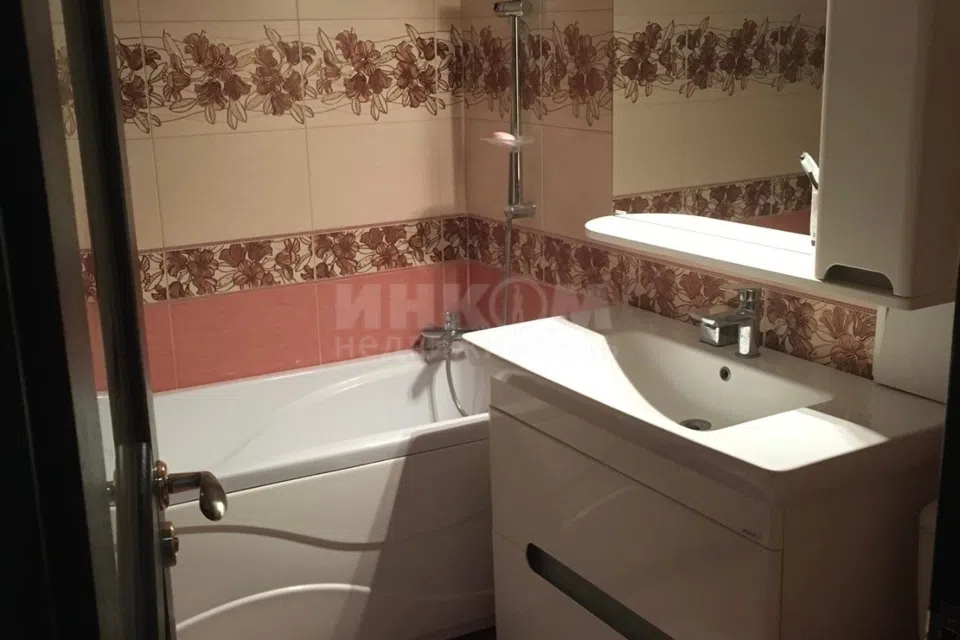 Продаётся 3-комнатная квартира, 54 м²