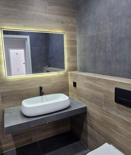 Продаётся 1-комнатная квартира, 42 м²