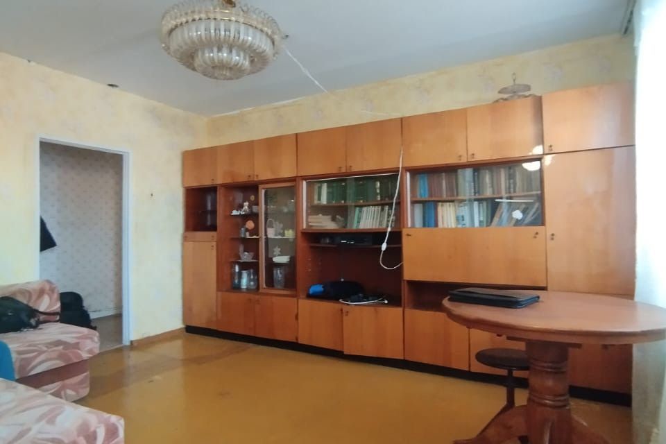 Продаётся 3-комнатная квартира, 58 м²