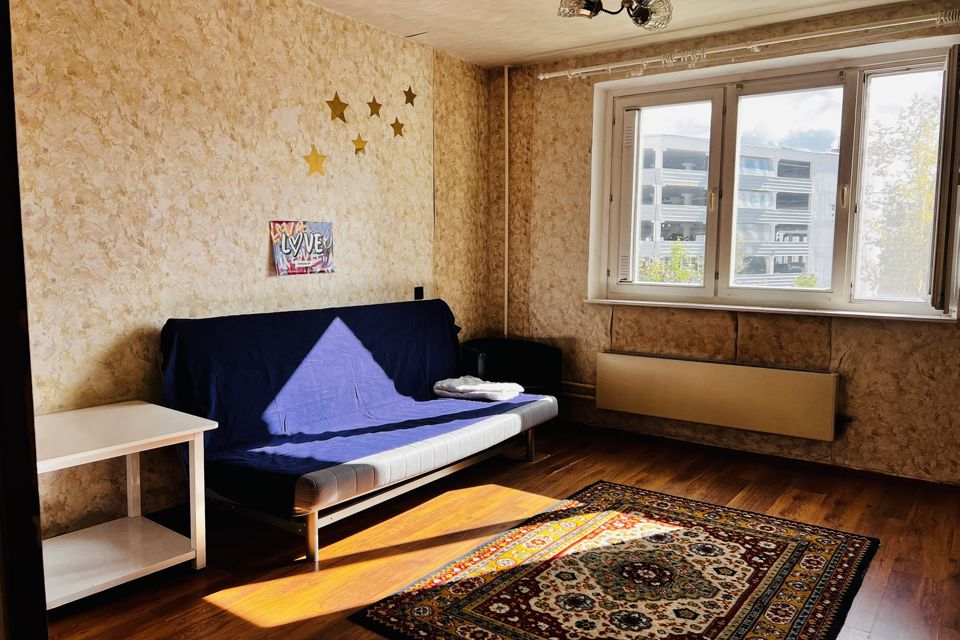 Продаётся 1-комнатная квартира, 38 м²