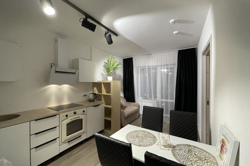 Продаётся 4-комнатная квартира, 68.7 м²