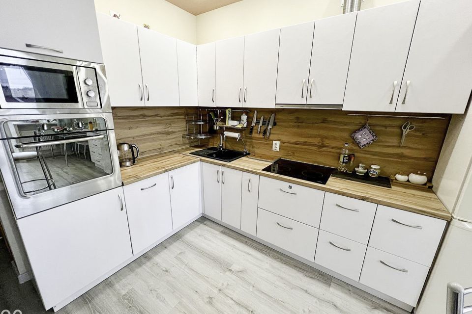Продаётся 3-комнатная квартира, 104.2 м²