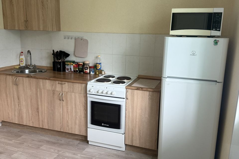Продаётся 1-комнатная квартира, 37.3 м²