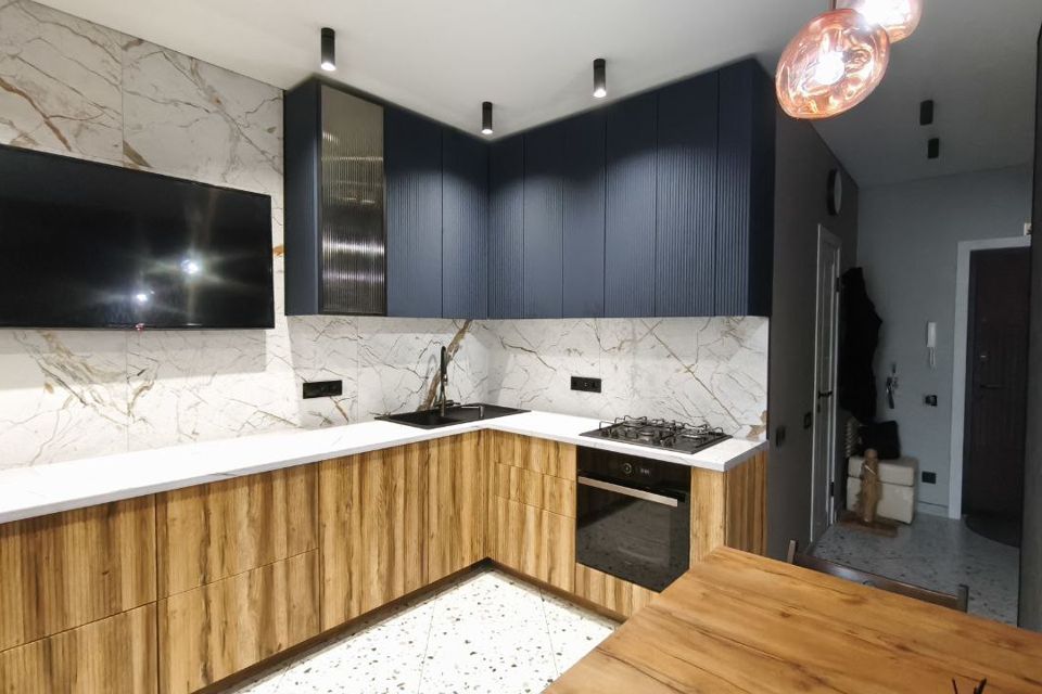 Продаётся 2-комнатная квартира, 56 м²