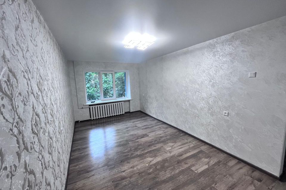 Продаётся 2-комнатная квартира, 40.6 м²