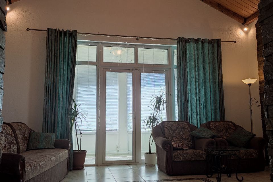 Продаётся 2-этажный дом, 251.9 м²