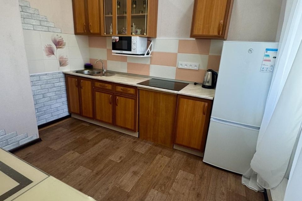 Сдаётся 1-комнатная квартира, 45 м²
