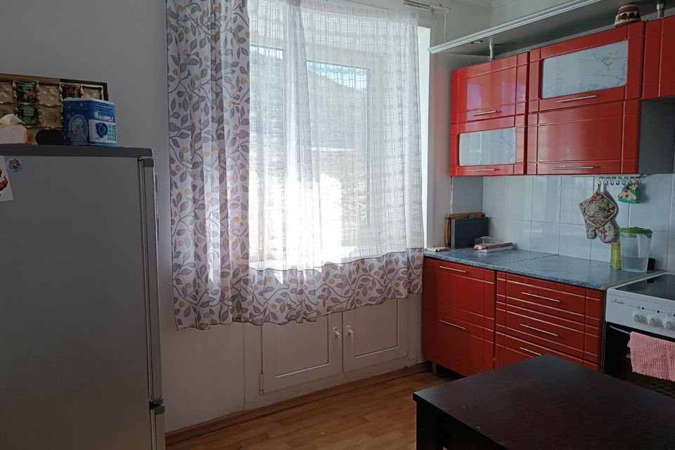 Продаётся 4-комнатная квартира, 71.7 м²