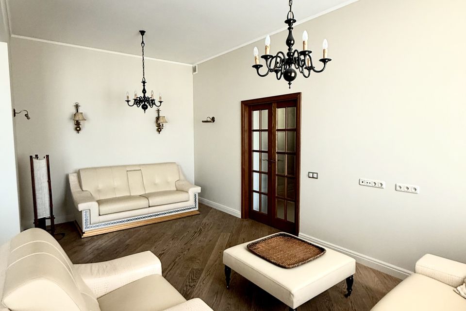 Продаётся 2-комнатная квартира, 85 м²