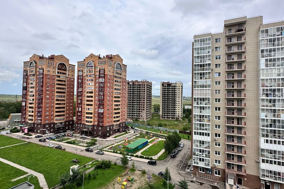Продаётся 1-комнатная квартира, 42.4 м²