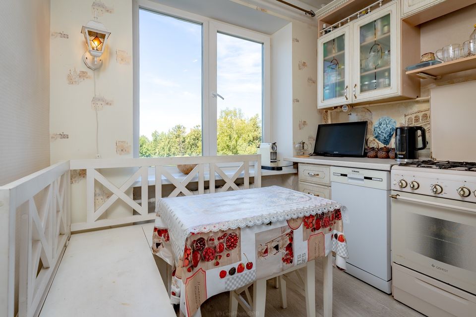 Продаётся 3-комнатная квартира, 59.1 м²