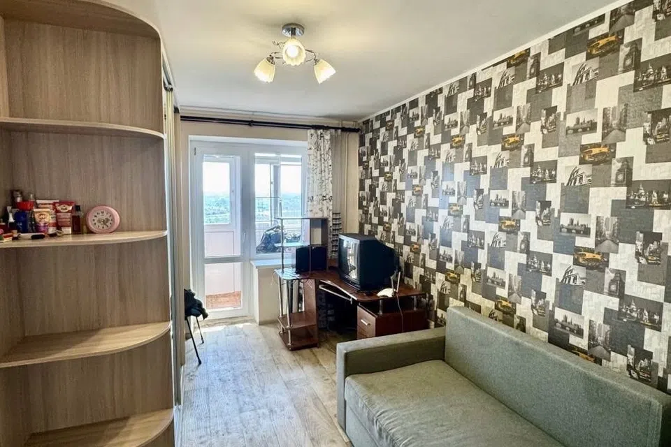 Продаётся 3-комнатная квартира, 61.9 м²