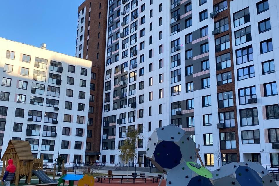 Продаётся 1-комнатная квартира, 44.6 м²