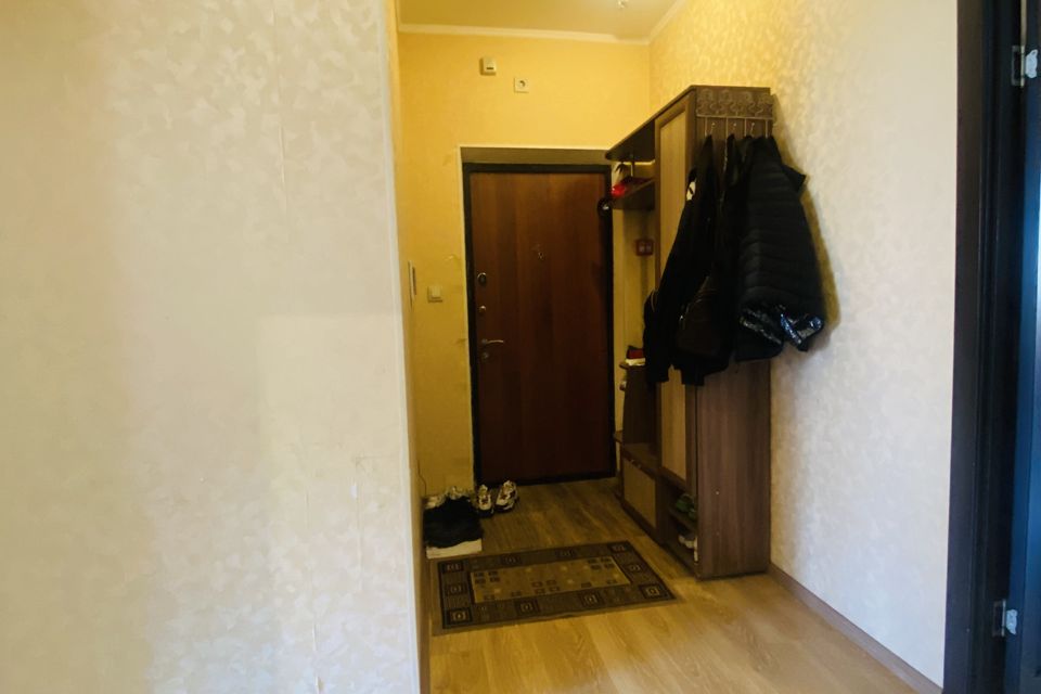 Продаётся 1-комнатная квартира, 37 м²