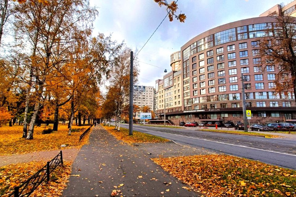 Продаётся 1-комнатная квартира, 56 м²