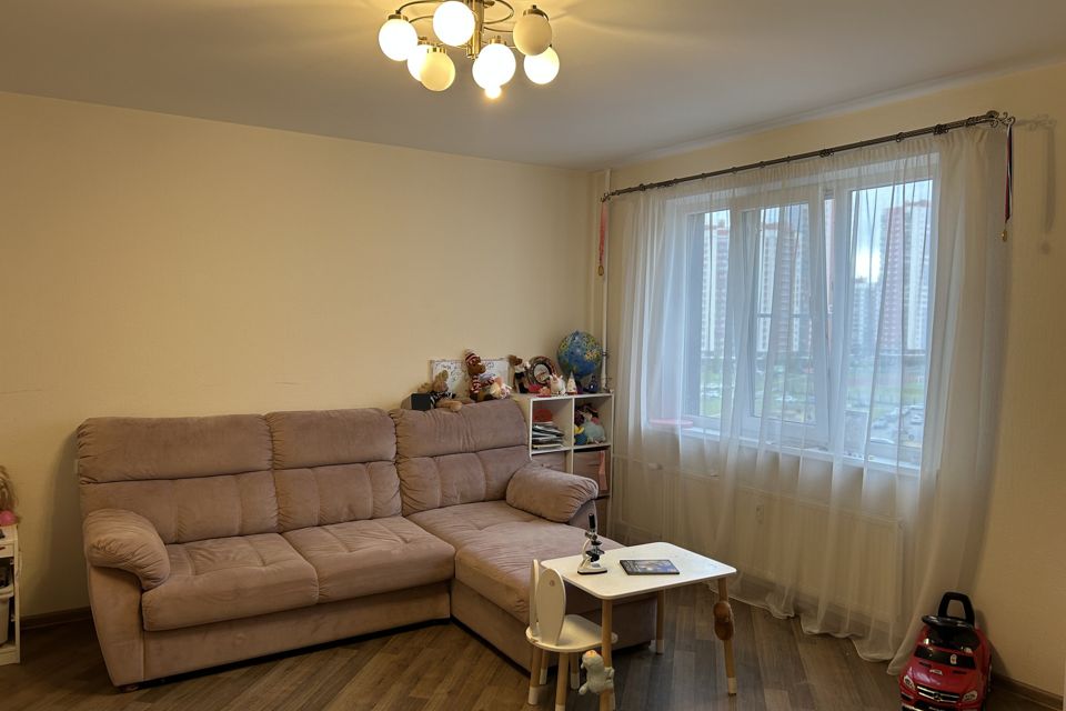 Продаётся 2-комнатная квартира, 62.4 м²