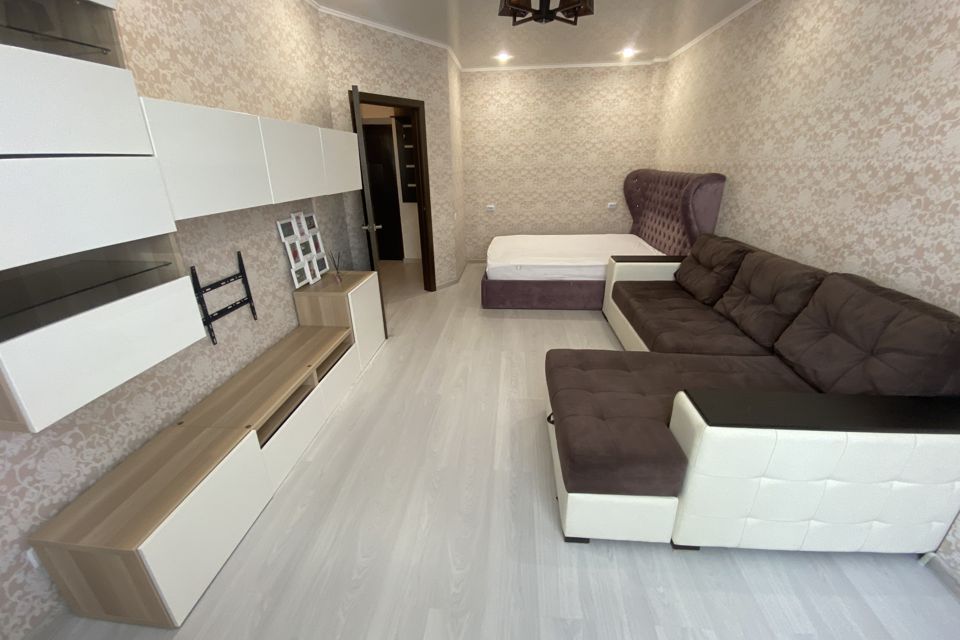 Продаётся 1-комнатная квартира, 43 м²