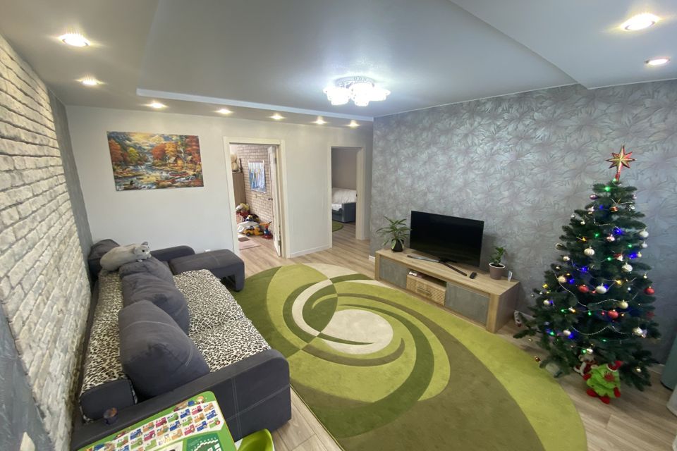 Продаётся 4-комнатная квартира, 78 м²