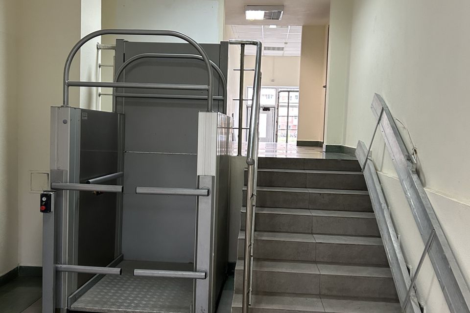 Продаётся 1-комнатная квартира, 35.6 м²