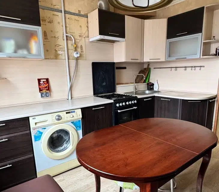 Продаётся 3-комнатная квартира, 65.7 м²