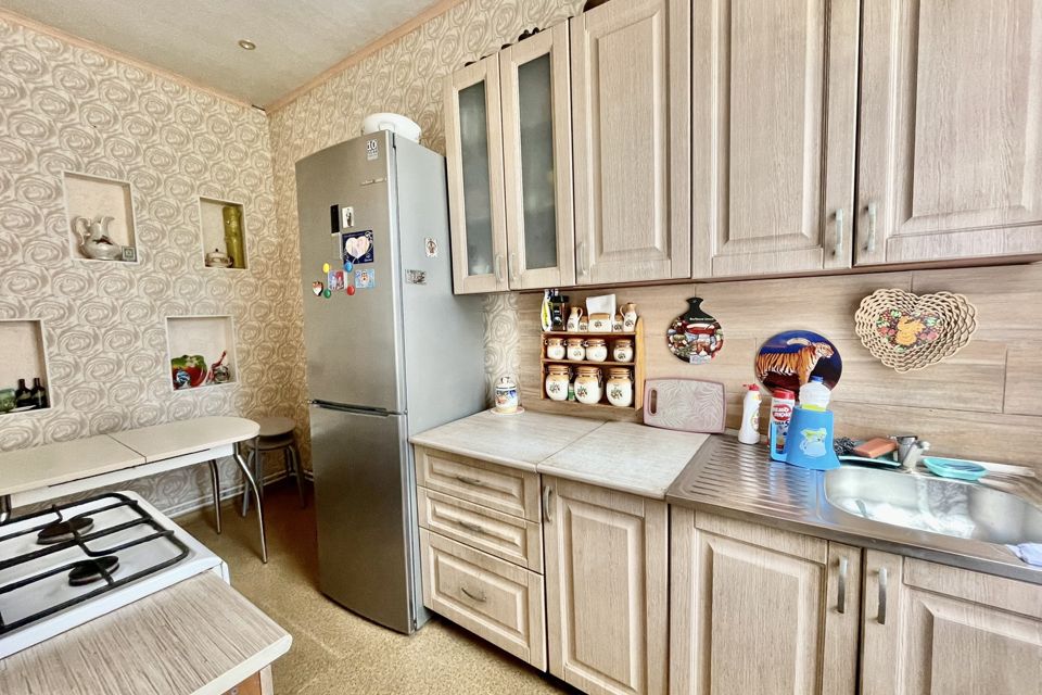Продаётся 4-комнатная квартира, 117 м²
