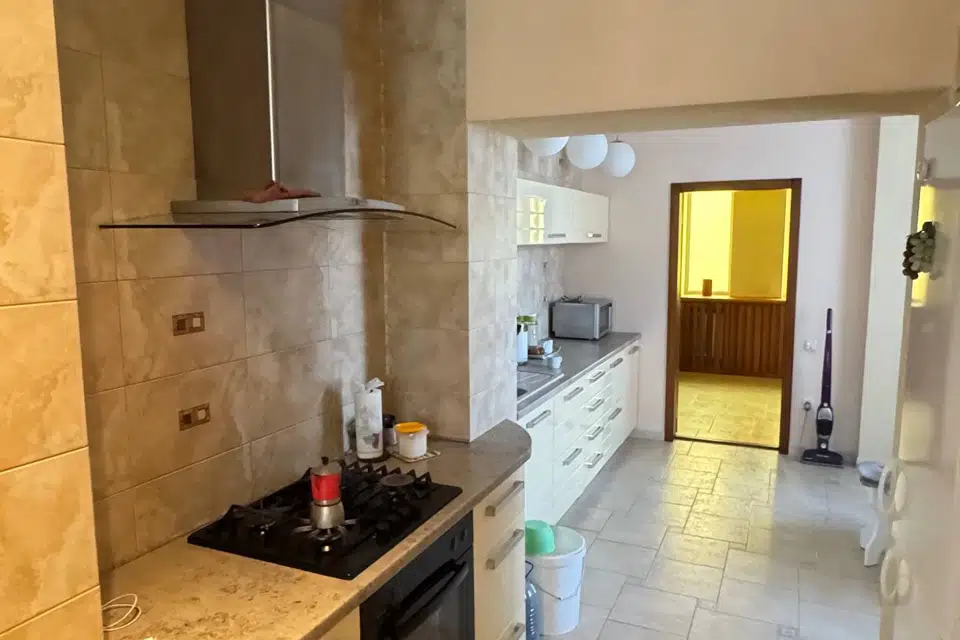 Продаётся 2-этажный дом, 259 м²