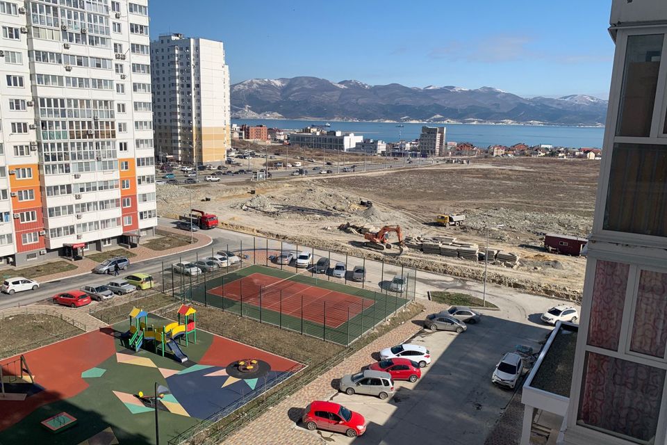 Продаётся 2-комнатная квартира, 64.4 м²