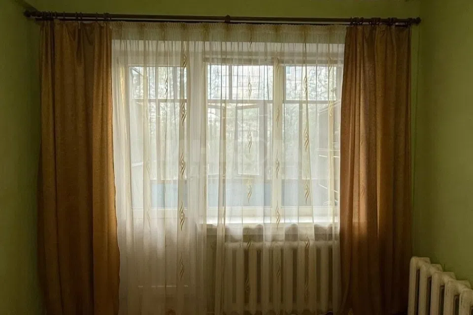 Продаётся 3-комнатная квартира, 65 м²