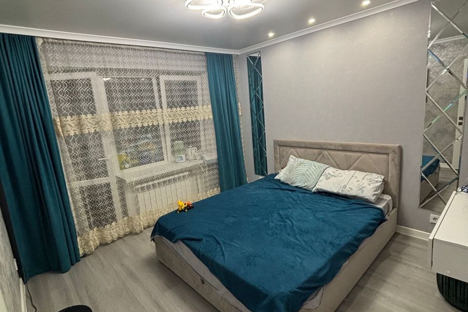 Продаётся 2-комнатная квартира, 60.3 м²