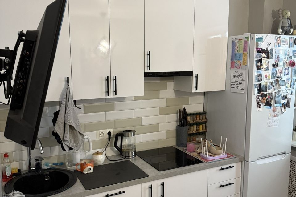Продаётся 1-комнатная квартира, 37.8 м²
