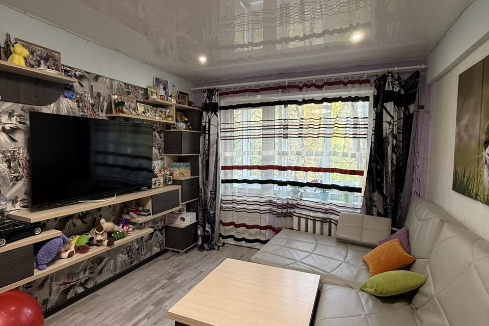 Продаётся 3-комнатная квартира, 55.3 м²
