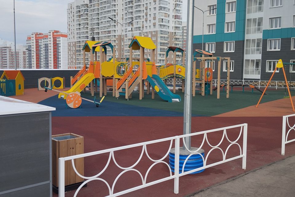 Продаётся 2-комнатная квартира, 49.6 м²