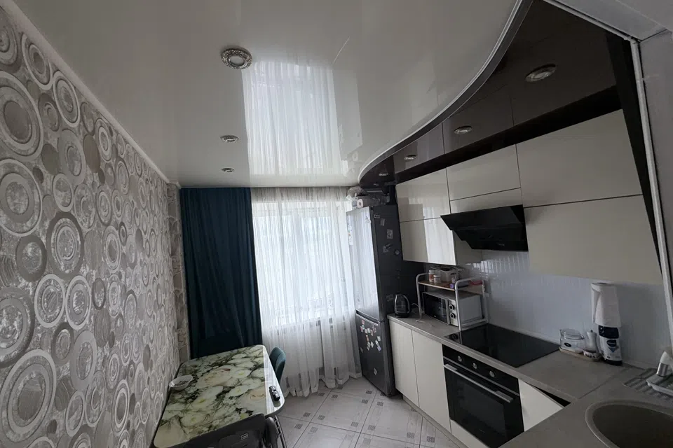 Продаётся 2-комнатная квартира, 55.9 м²