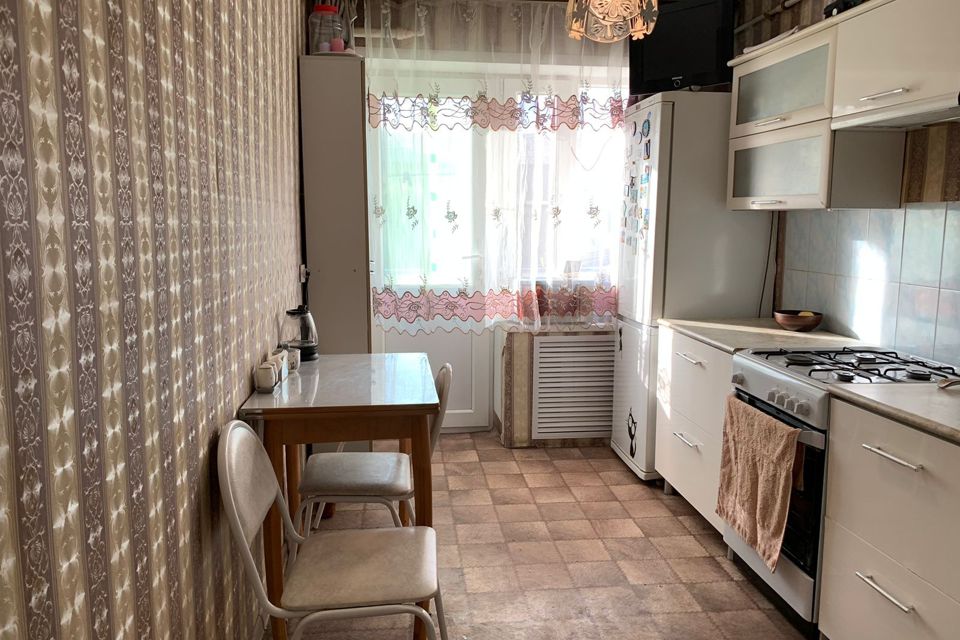Продаётся 3-комнатная квартира, 57.1 м²