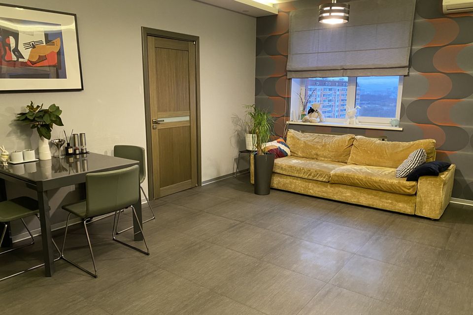 Продаётся 3-комнатная квартира, 72.3 м²