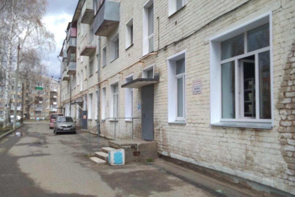 Продаётся 2-комнатная квартира, 42.1 м²