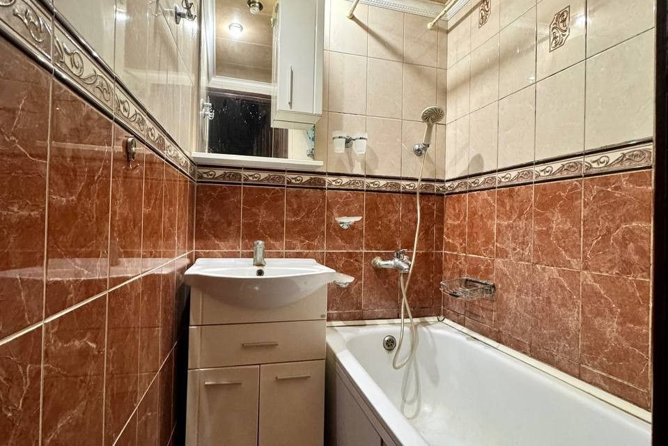 Продаётся 3-комнатная квартира, 62.4 м²