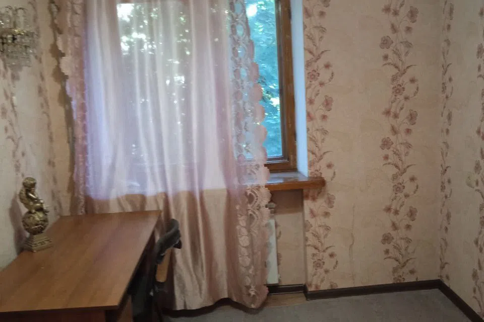Продаётся 3-комнатная квартира, 51.2 м²