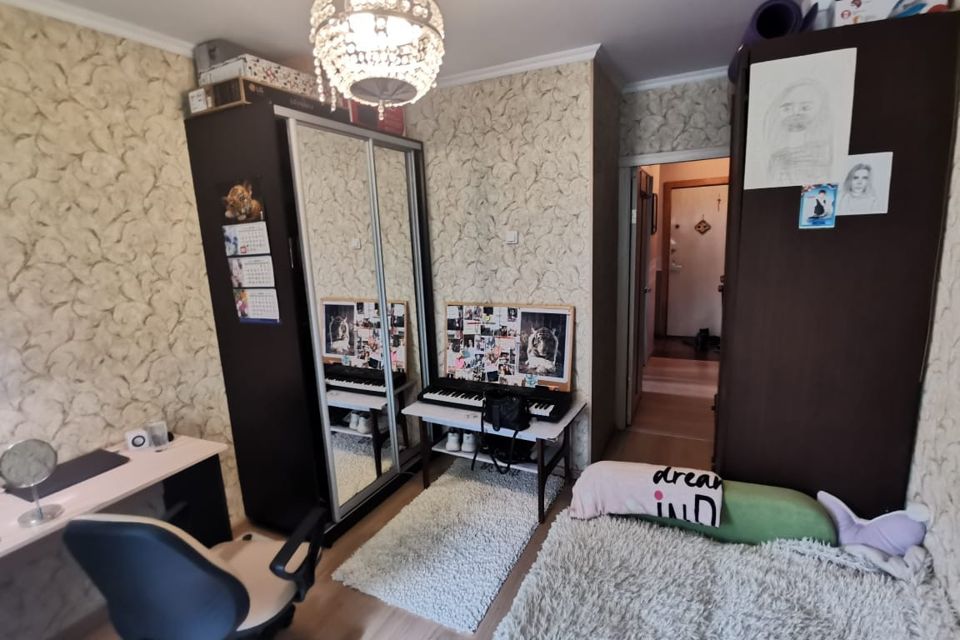 Продаётся 3-комнатная квартира, 49 м²