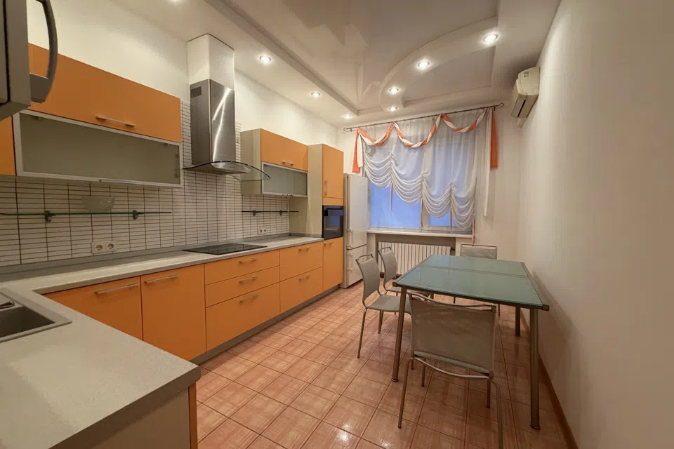 Продаётся 2-комнатная квартира, 74 м²