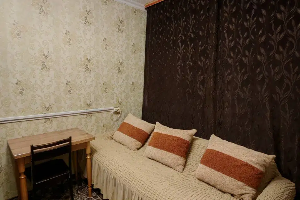 Продаётся комната в 5-комн. квартире, 21.5 м²