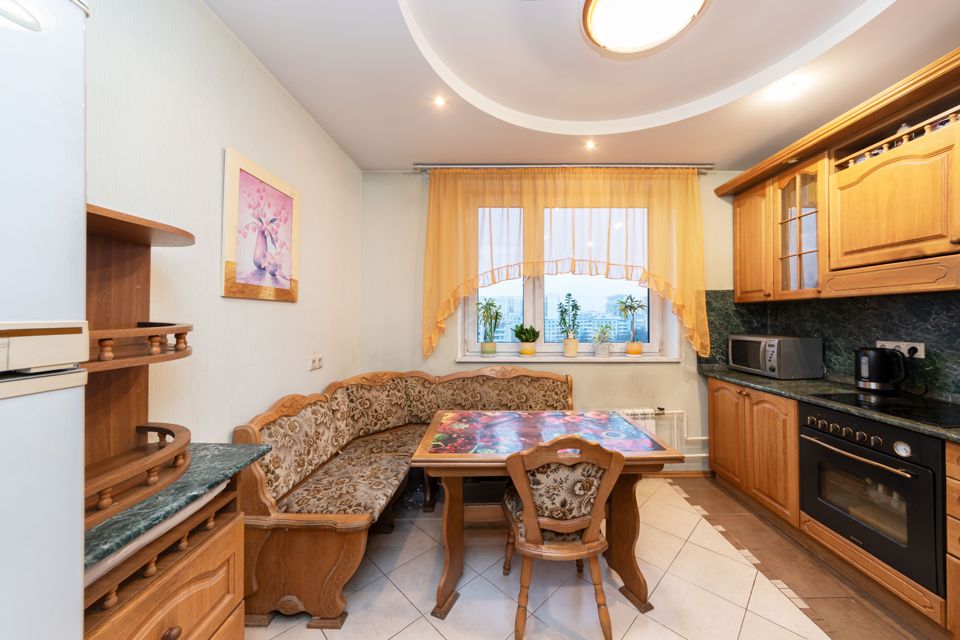 Продаётся 3-комнатная квартира, 75.7 м²