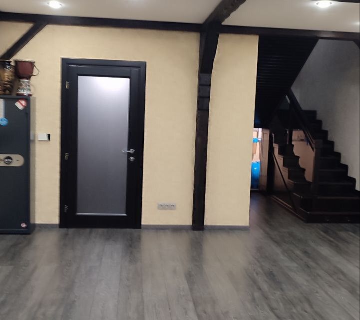 Продаётся 2-этажный дом, 231 м²