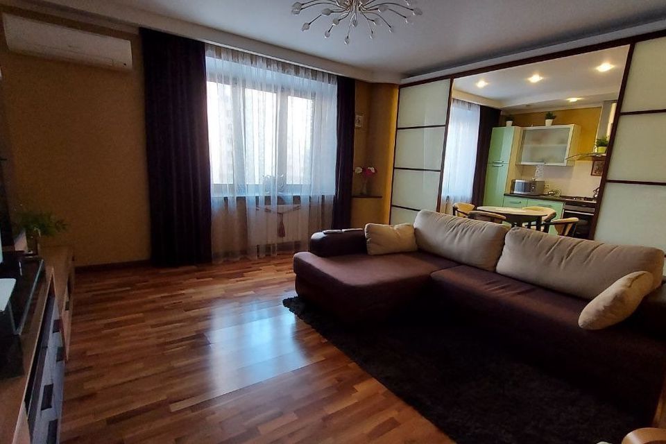 Сдаётся 2-комнатная квартира, 60 м²